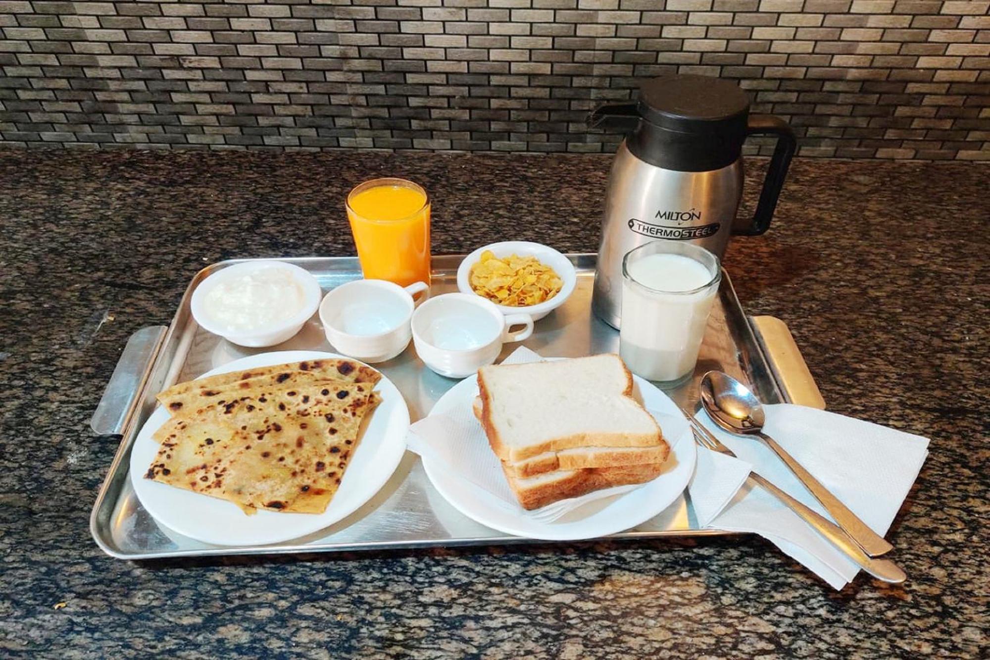 Shivangi - Balcony Sea View Hotel-excellent Customer Choice- Best Seller By Morservices Hotel 3*