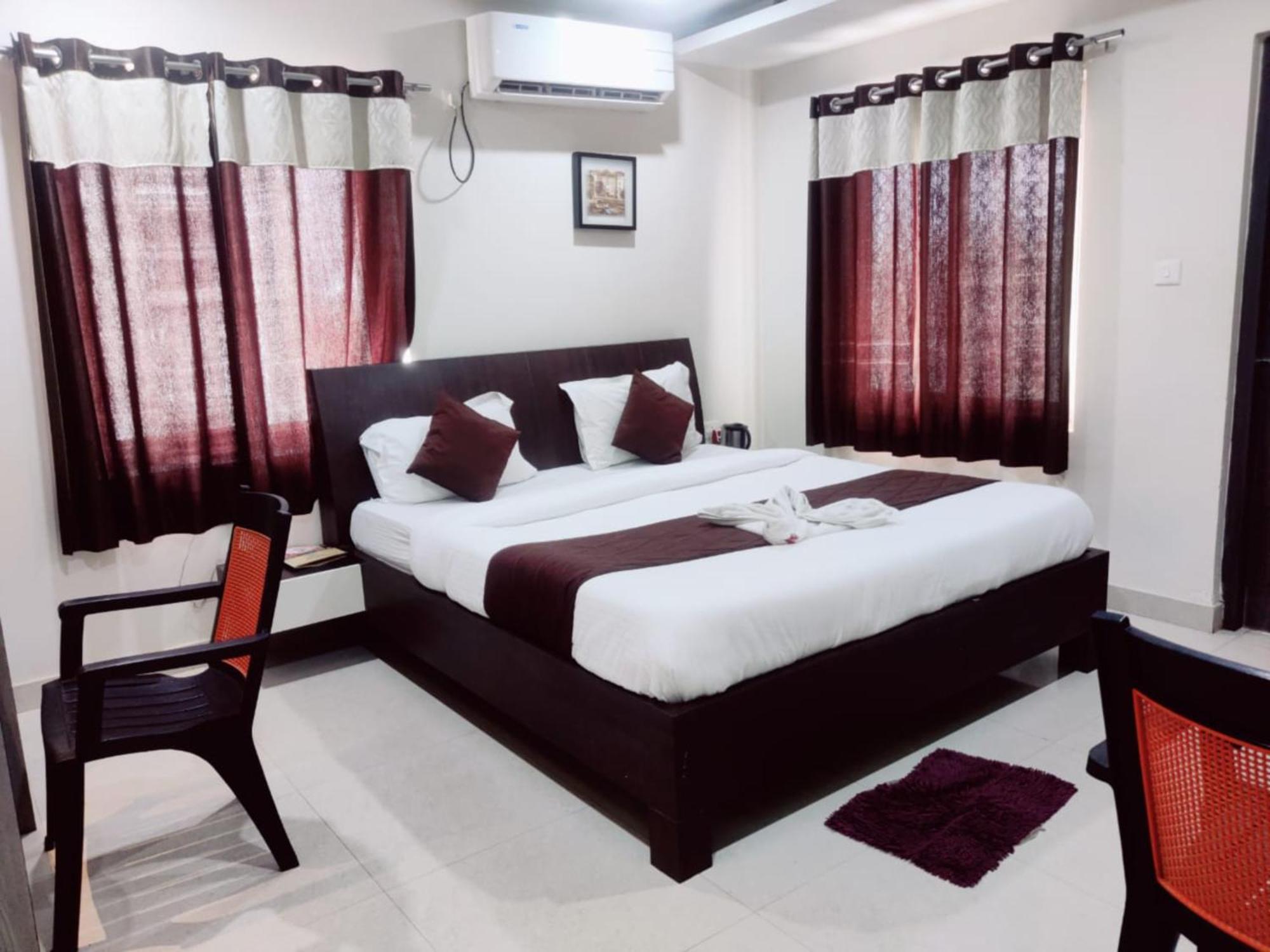 Shivangi - Balcony Sea View Hotel-excellent Customer Choice- Best Seller By Morservices Hotel