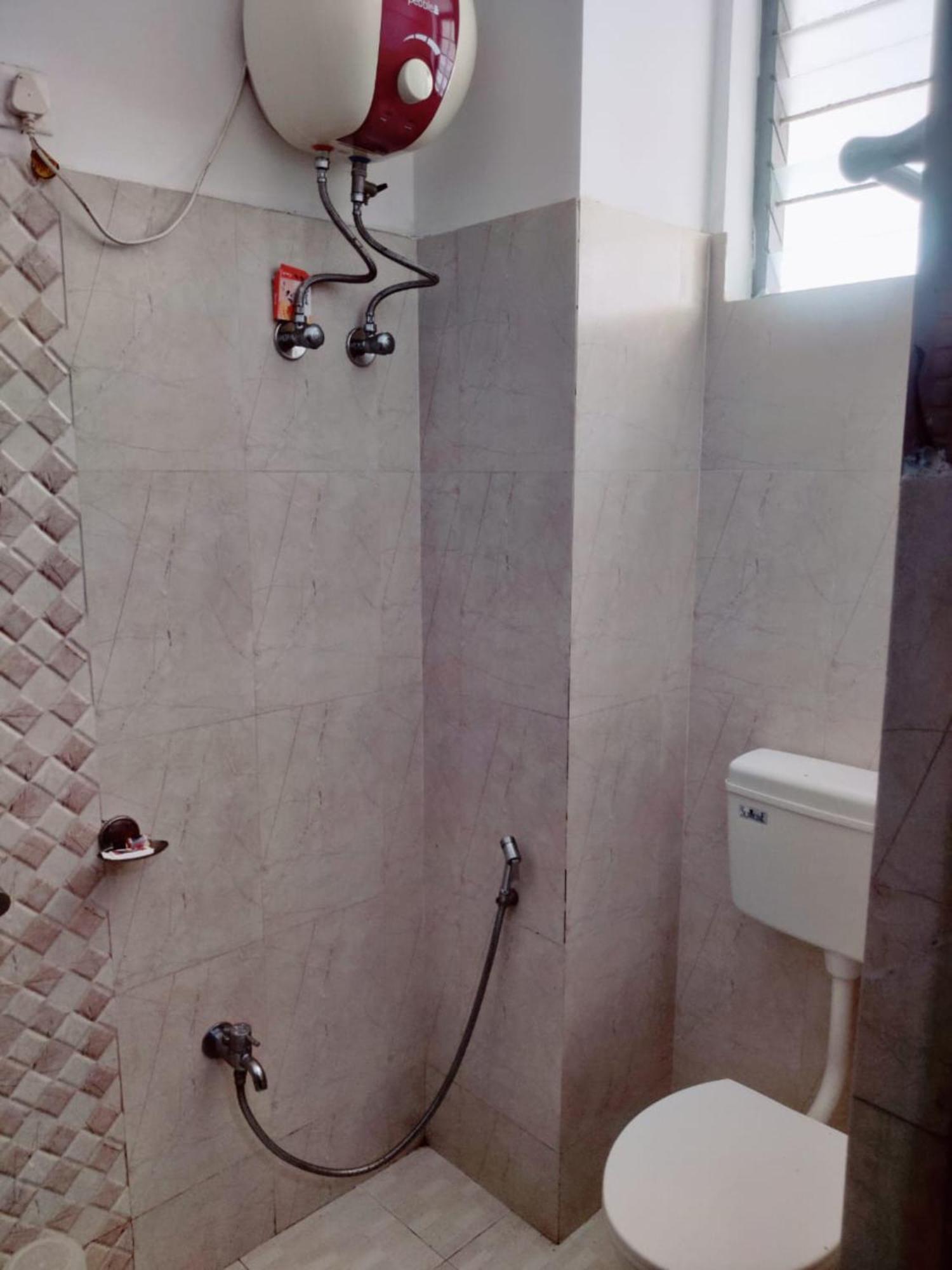 Shivangi - Balcony Sea View Hotel-excellent Customer Choice- Best Seller By Morservices
