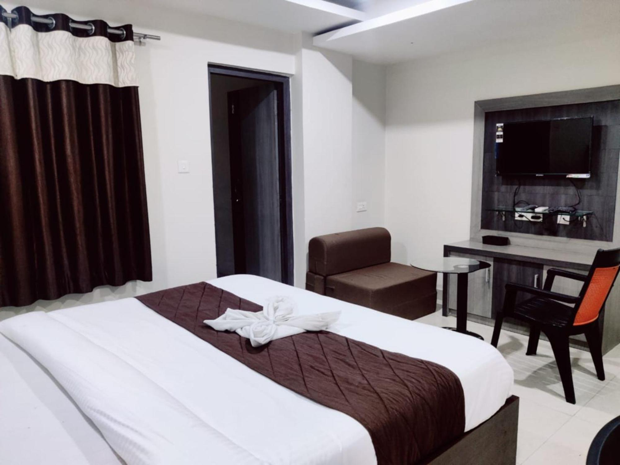 Hotel Shivangi - Balcony Sea View Hotel-excellent Customer Choice- Best Seller By Morservices 3*